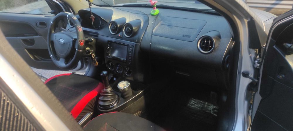 Ford Fiesta 1.3 benzina