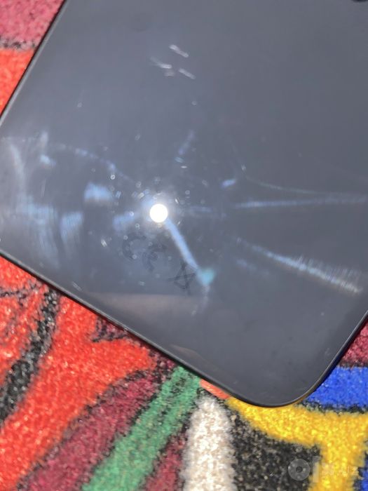 Iphone 11 tu/a  ..