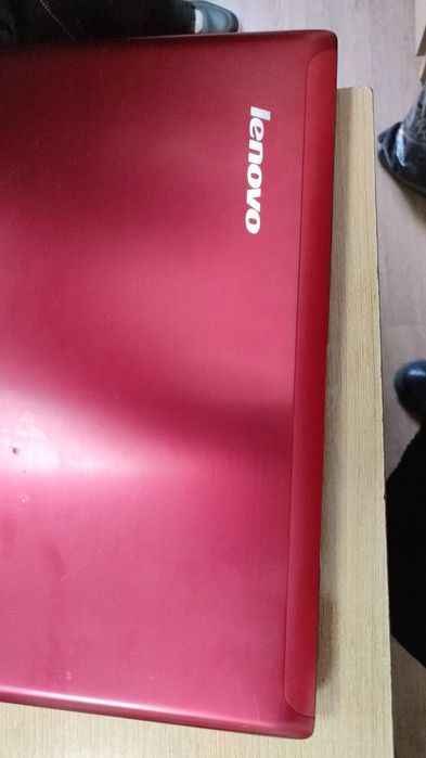 Продам ноутбук с процессором Core i 5