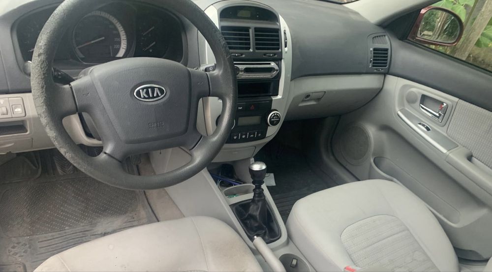 Kia cerato 2007 1.6crdi 170.000km