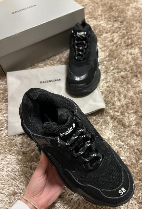 Balenciaga Triple S