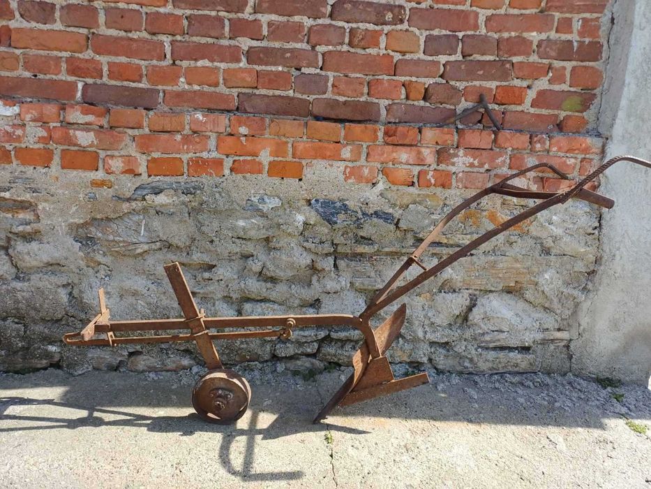 Плуг за декорация / Рало