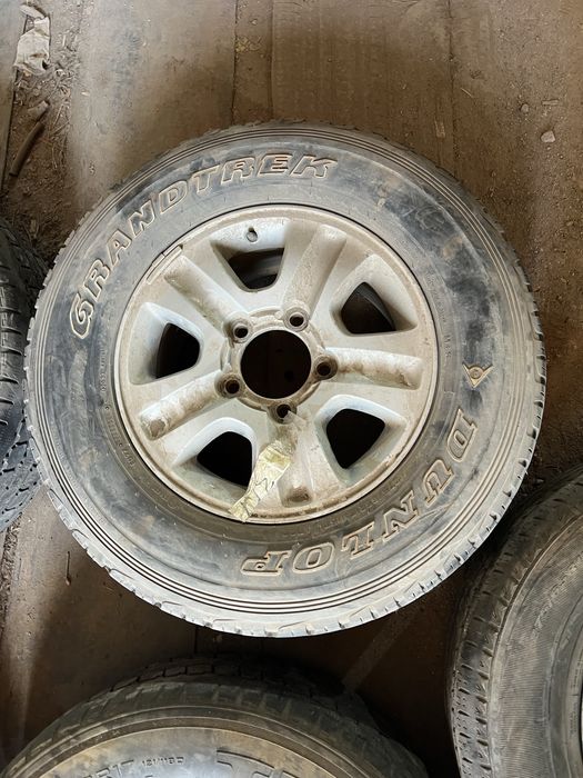 Продаю колеса на Land cruiser 100