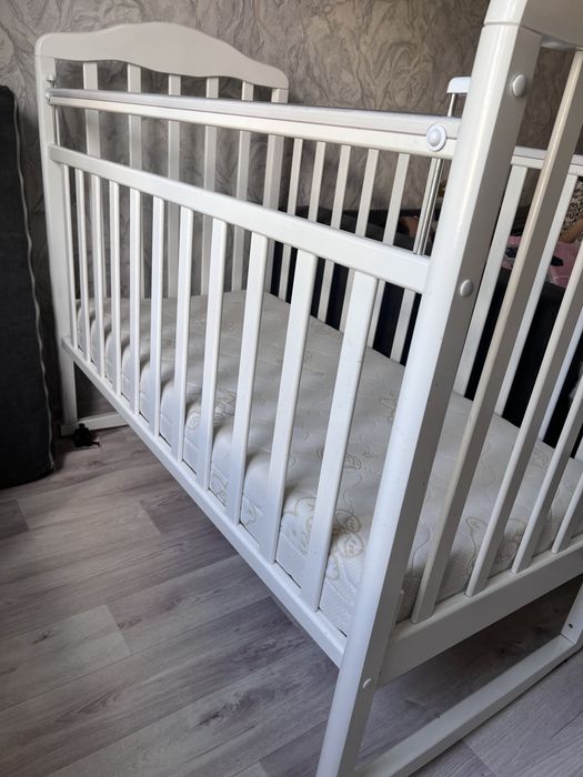 Кроватка детская
