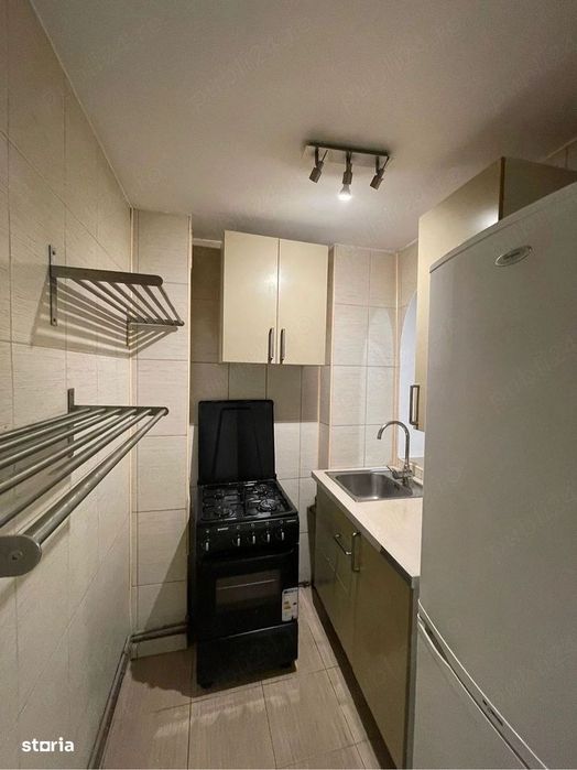 De inchiriat apartament 3 camere zona Lujerului