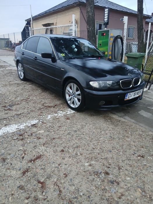 Vând BMW e46 seria 3 an 2003.     3.0diesel 204 cai.  Pentru mai multe detalii sunați  la nr 0768874200