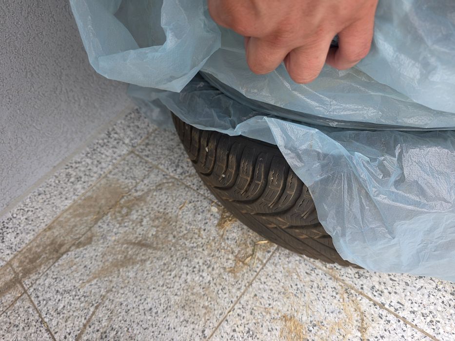 Vând cauciucuri iarnă Kleber 215/55/r17