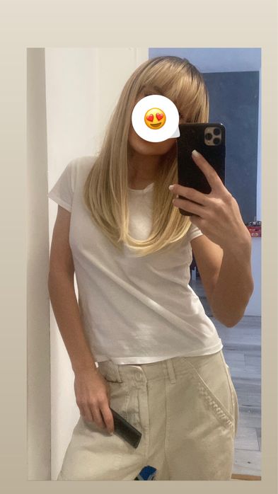 Peruca cu breton impecabila