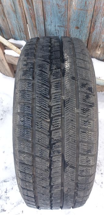 Зимняя резина  1шт