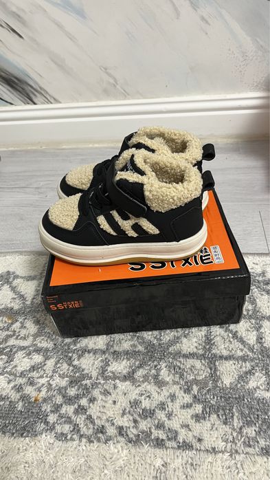 Детская обувь