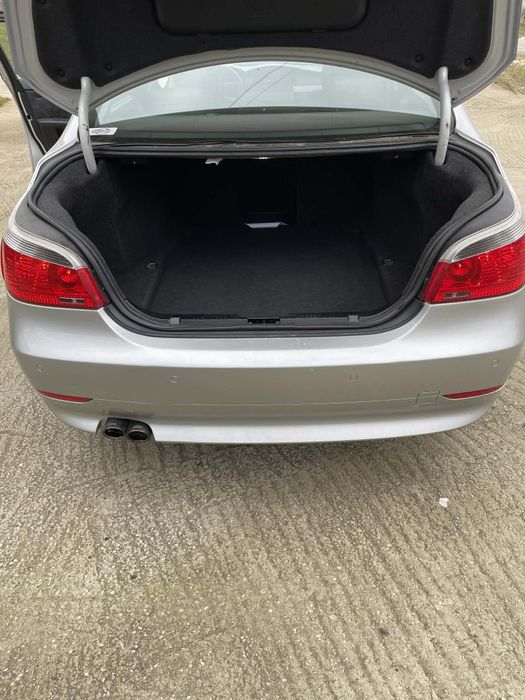 Vând Bmw  e60 530xd
