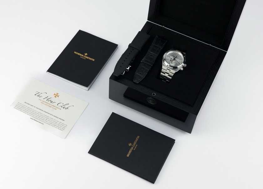 Vacheron Constantin Overseas Dual Time 7900V/110A-B333 Silver dial