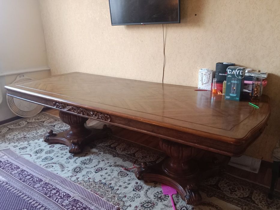 Стол сатылады таза