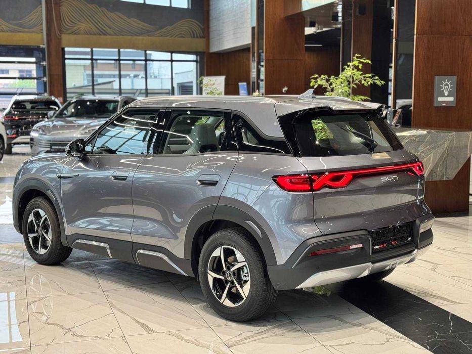 BYD YUAN UP EV Официальный дилер Астана Моторс Юнусабад