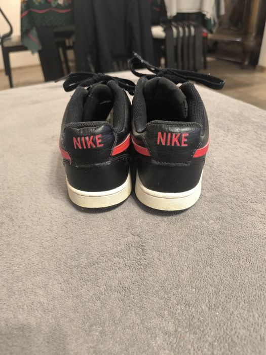 Nike Сникърси N:42
Сникърси Court Vision L42