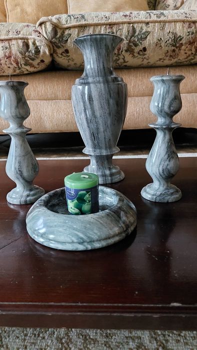 Ваза и подсвечники