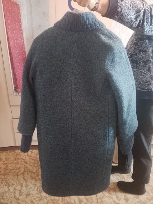 Продам пальто, куртка, сапожки