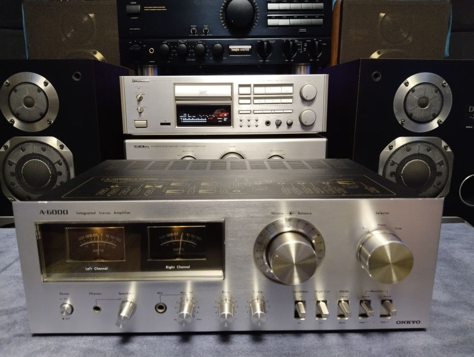 Onkyo A-6000 стерео усилитель