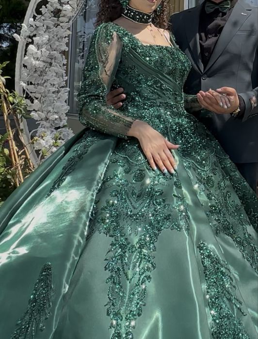 Годежна рокля