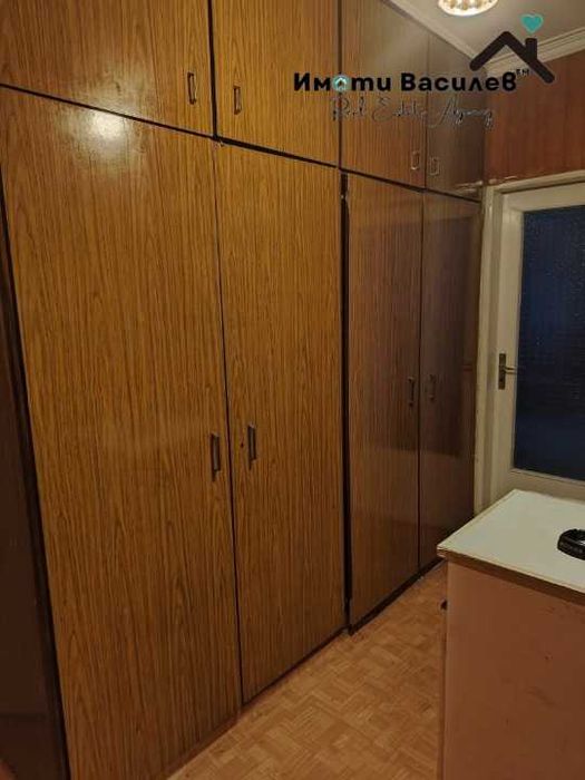 Продава 2-СТАЕН град Перник, Изток