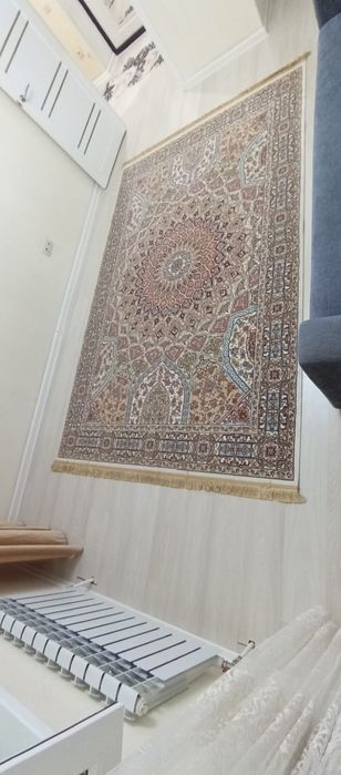 Продается ковёр 2*3