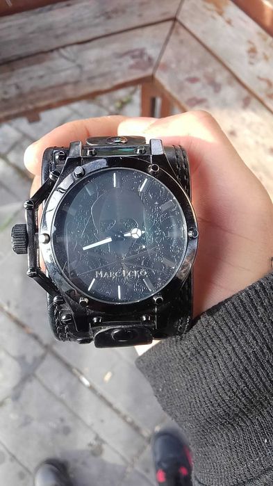 Часовник употребяван