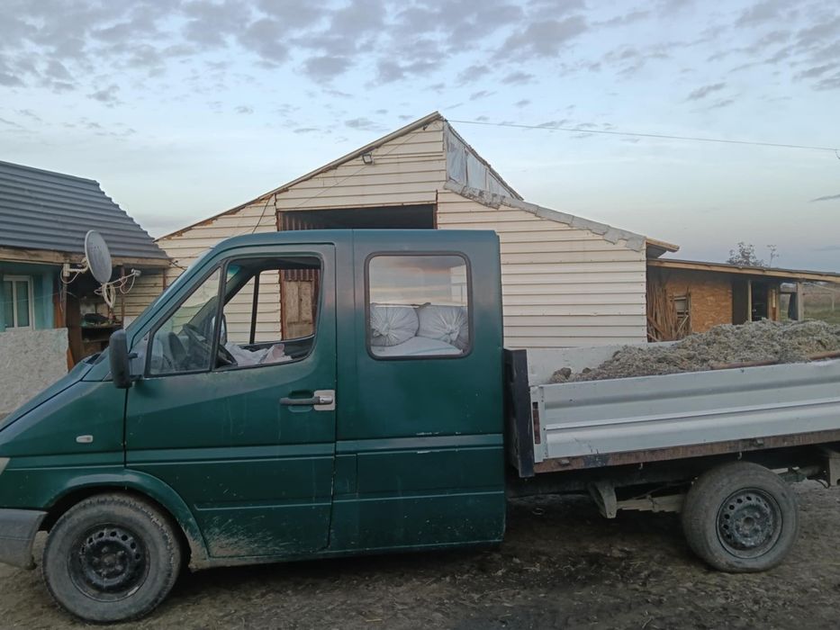 Dezmembrez Mercedes sprinter  vând sau schimb