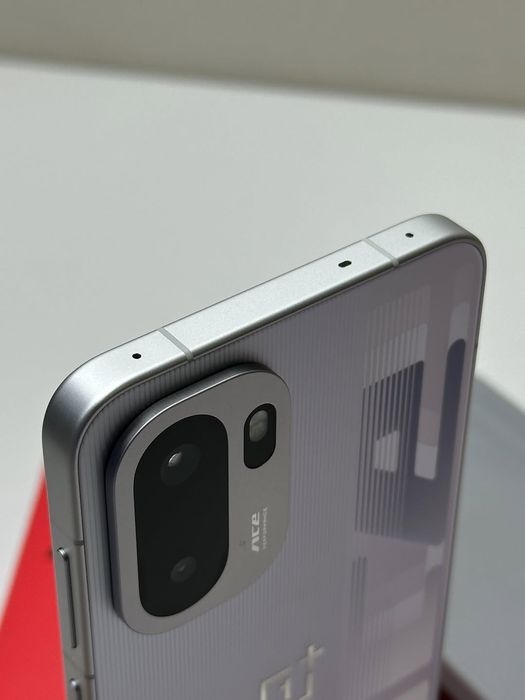 One Plus Ace 6 yangi