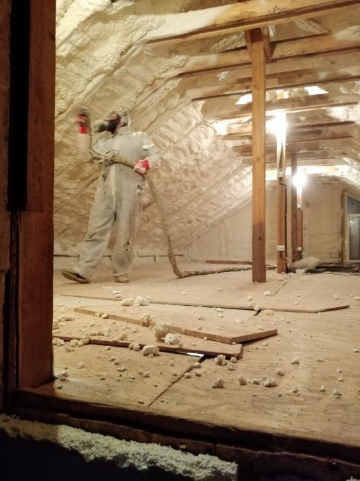 50lei/10 cm izolatie spuma poliuretanica PCC,BASF,ATK,Synthesia