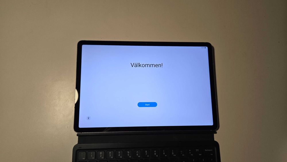 Samsung Galaxy Tab S7 + Keyboard Cover Case