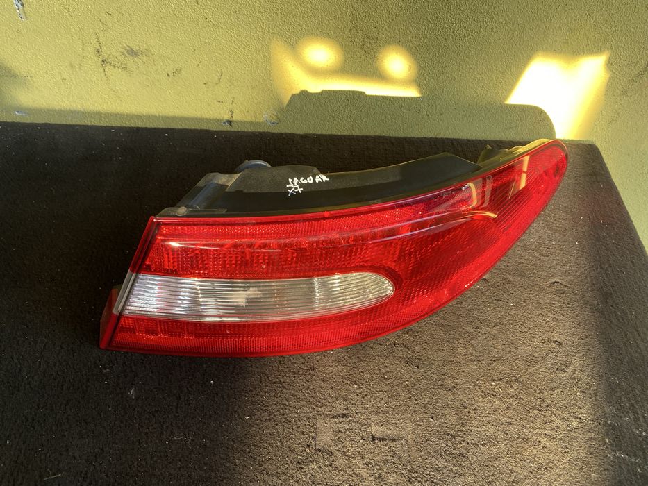 Stop Dr Jaguar XF An 2008/2014 Pret 400 lei