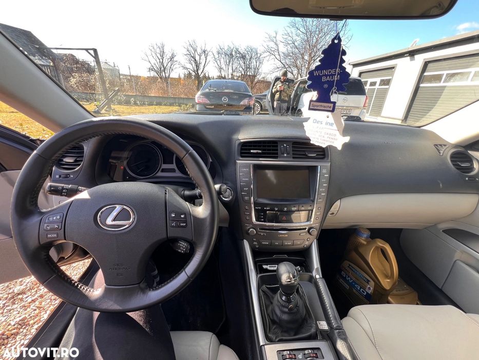 Lexus IS 220 diesel, 2011