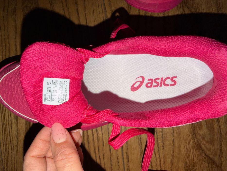 Pantofi de tenis / ACICS / marimea 36 / zgura / roz