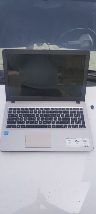 Offisnoy nootbook sotiladi