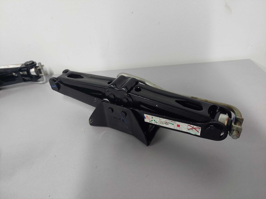 Cric AUTO OEM Peugeot 308 408 208 Partner 2008 / Citroen 9649243380