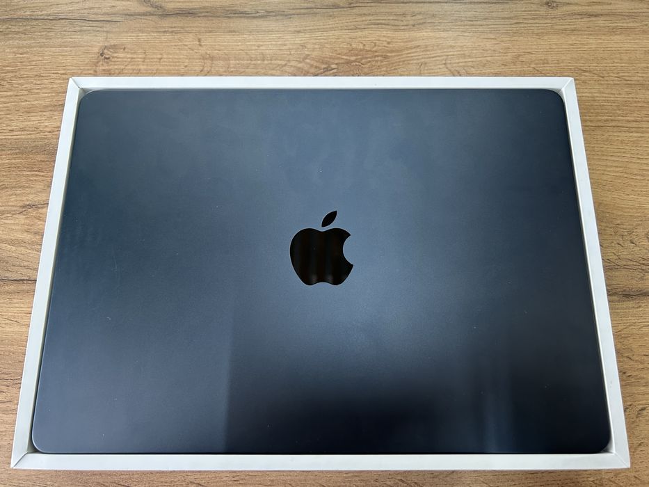 Macbook M4 10/10
