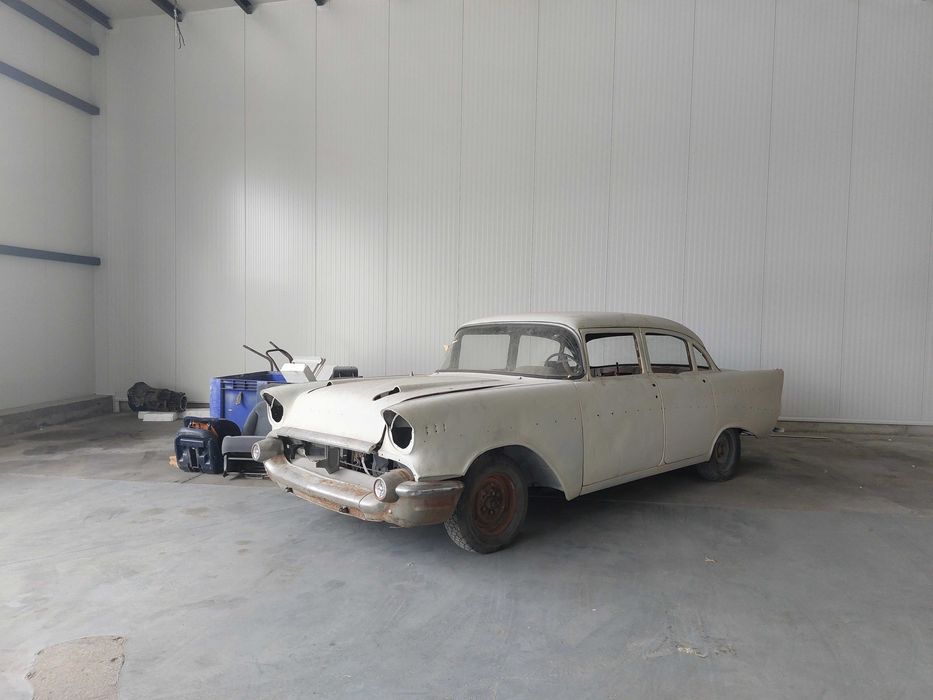 1957 Chevrolet Two-Ten (210) - време е някой да довърши този проект