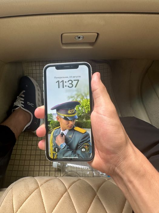 iphone xr с гарантия