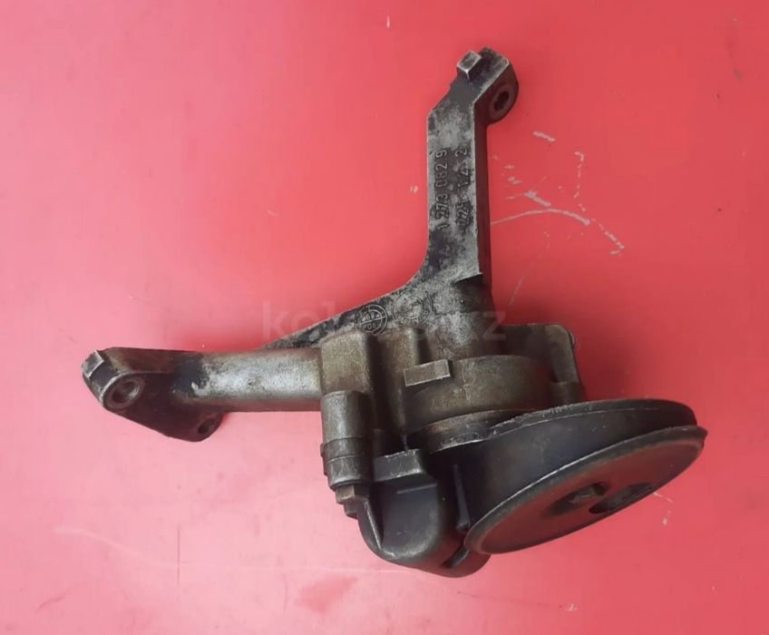 Маслянный насос на БМВ 518