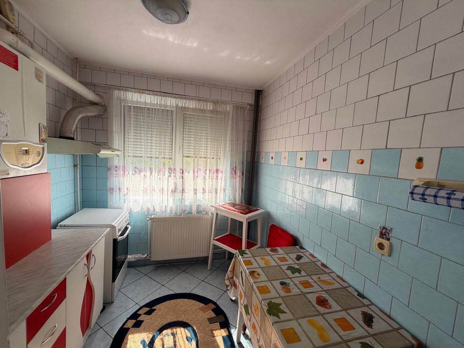 Apartament 2 camere semidecomandat - Micro 17