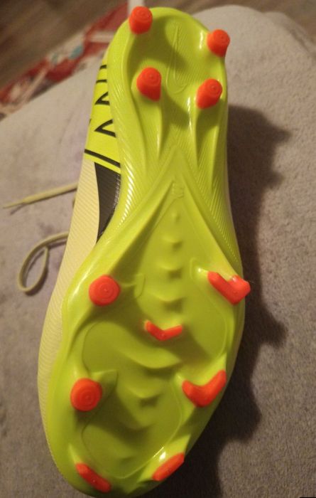 Nike mercurial vapor 16. Mărimea 38