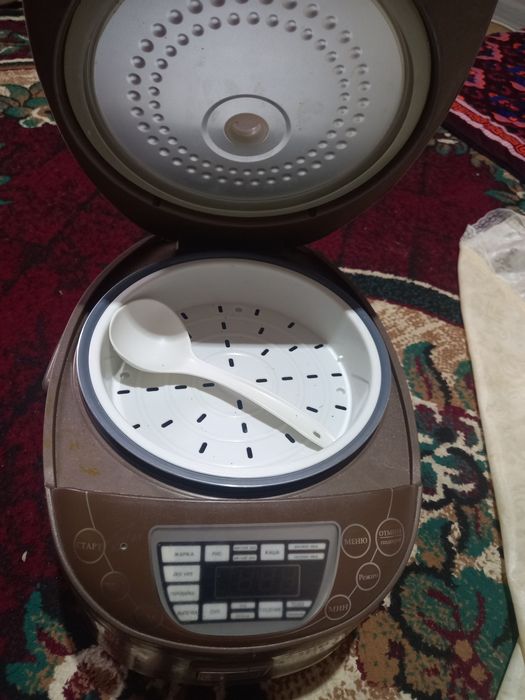 Yangi Multivarka sotiladi