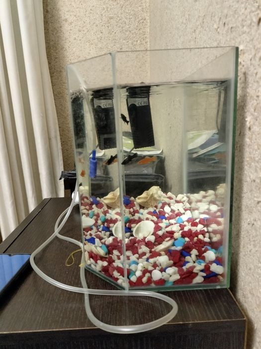 Продам аквариум 20л