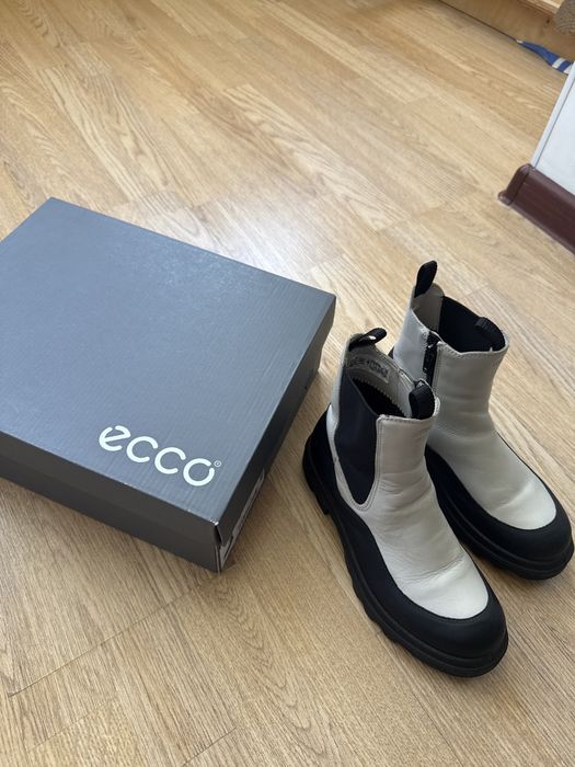 Продам подросковые сапоги