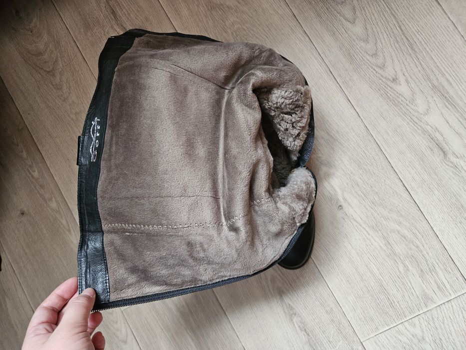 Продам зимние сапоги