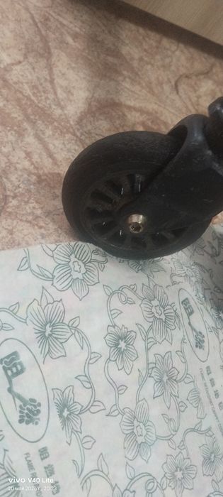 Продам самокат срочна
