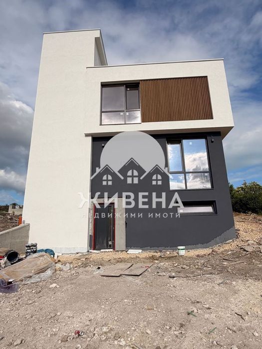 Продава се Къща в Варна, м-т Траката - 230 кв.м за 1957 €/кв.м - Снимка #6