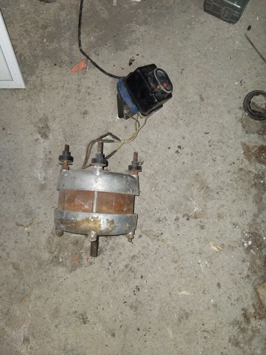 Продам моторчик для стиральная машинка