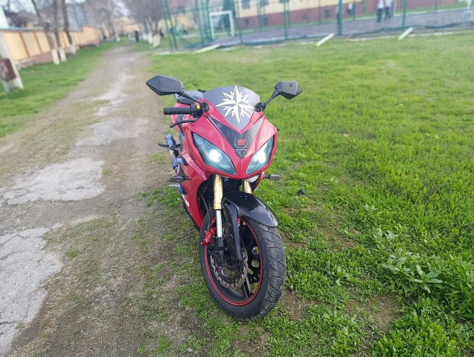 Kawasaki монстр сотилади 250 куб