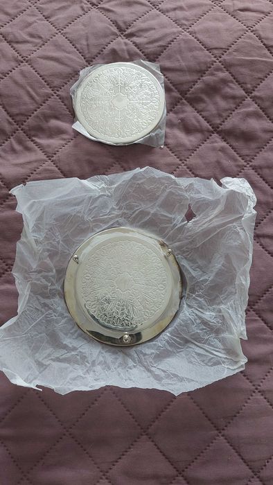 Комплект посребрени подложки за сервиране
